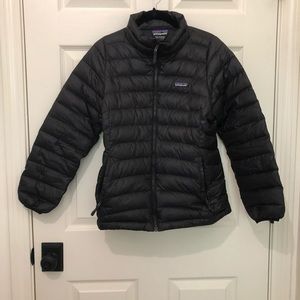 SOLD Patagonia Fall 19 Girls Down Jacket